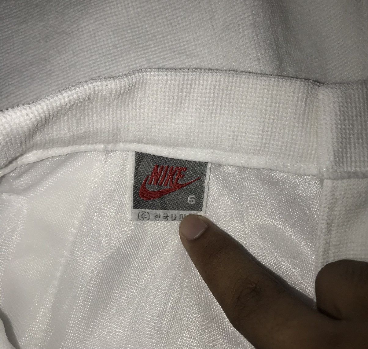 Nike Nike vintage short pants Size US 30 / EU 46 - 3 Thumbnail