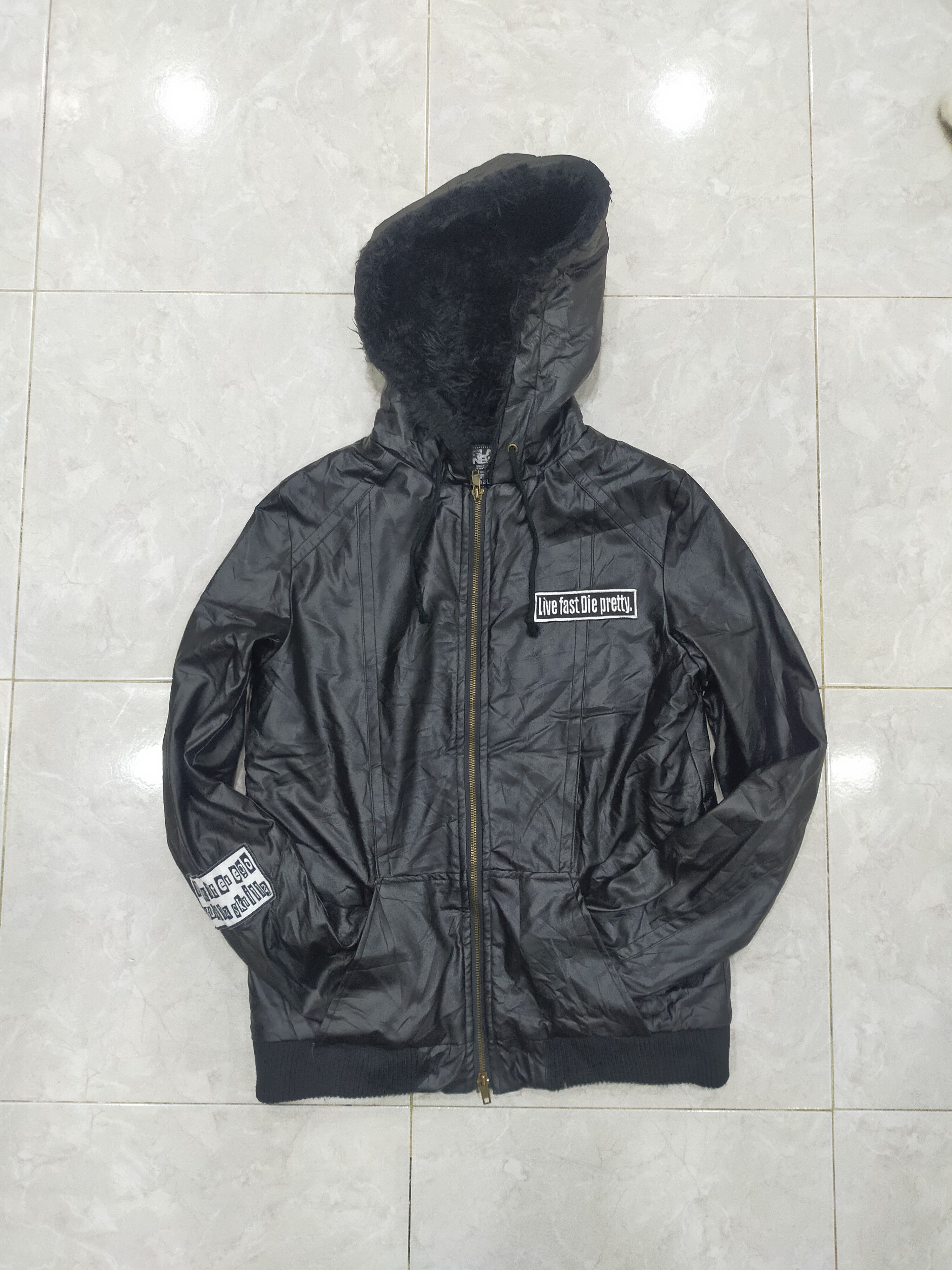 00s glad news japanese label hoodie パーカー 00s glad news japanese label hoodie パーカー Glad News | Grailed