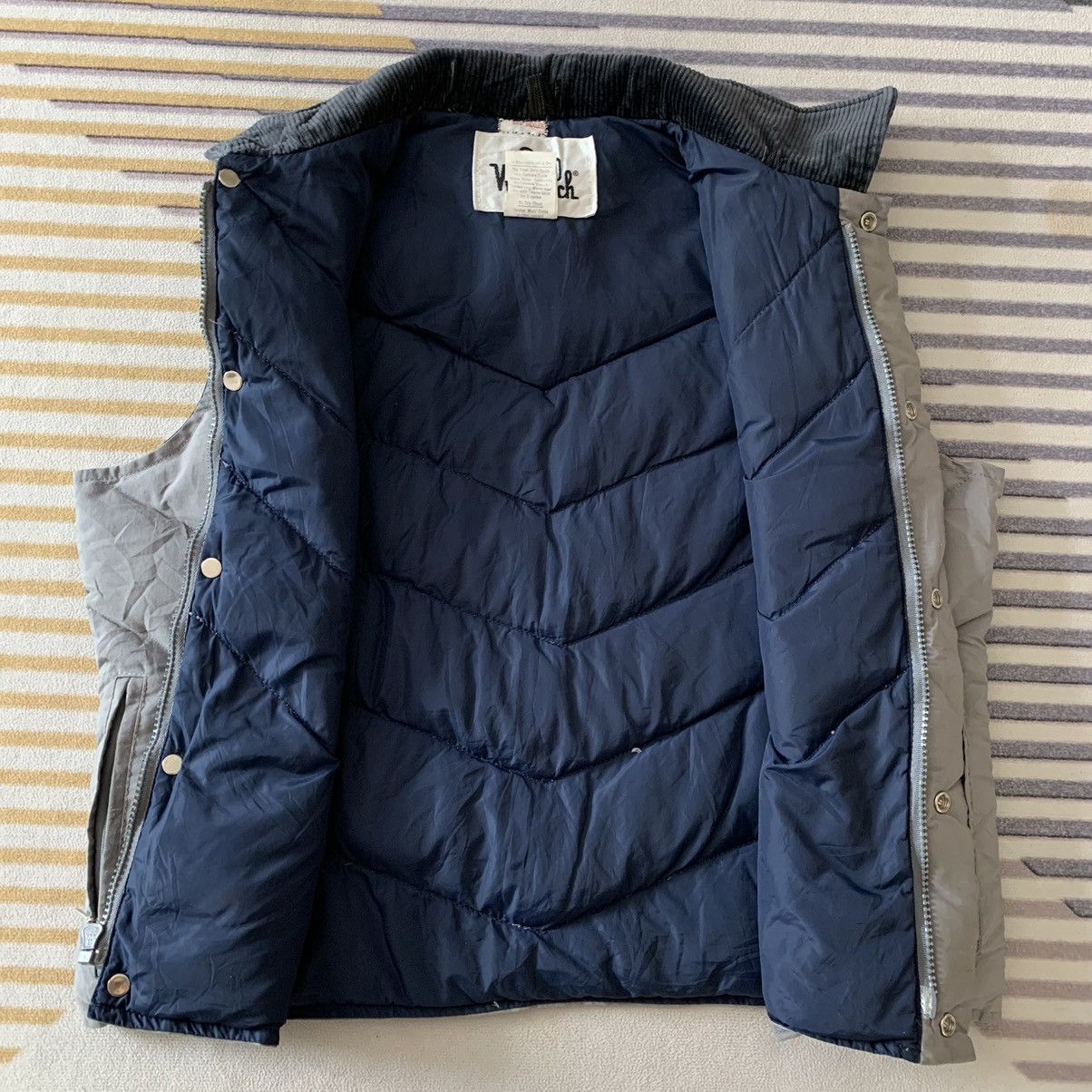 Vintage Vintage gray Wool Rich Puffer Vest Size US L / EU 52-54 / 3 - 4 Thumbnail