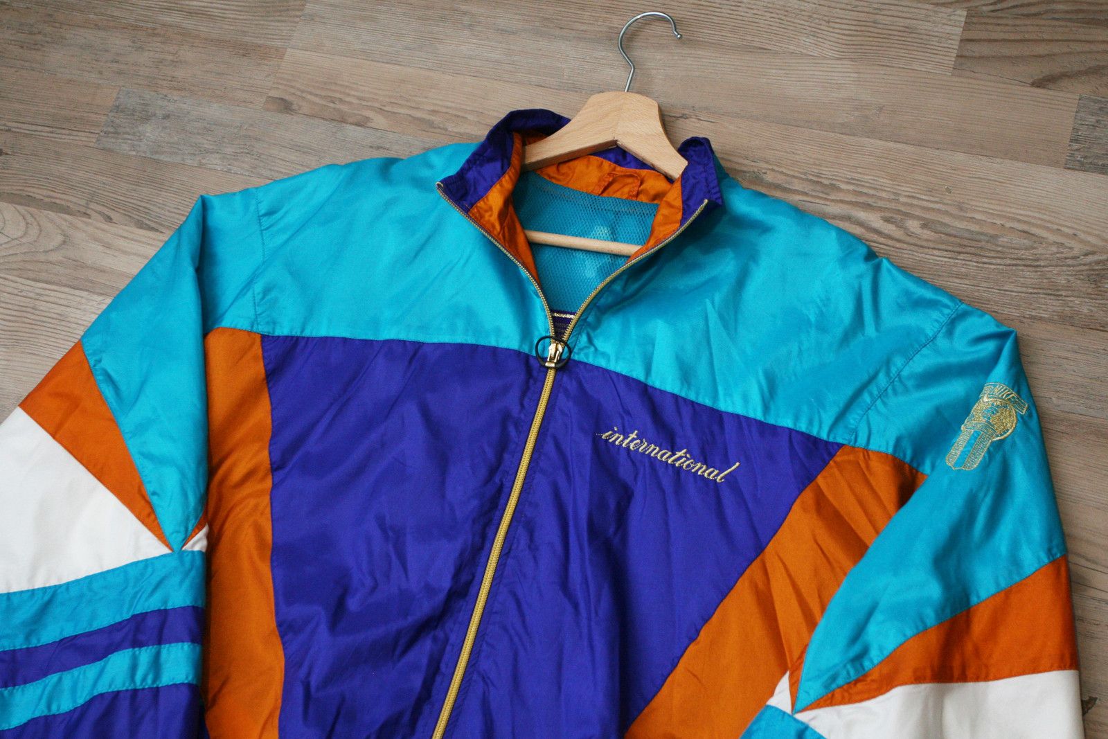 Nike Vintage Nike International Challenge Court Tracksuit Jacket Size US L / EU 52-54 / 3 - 2 Thumbnail