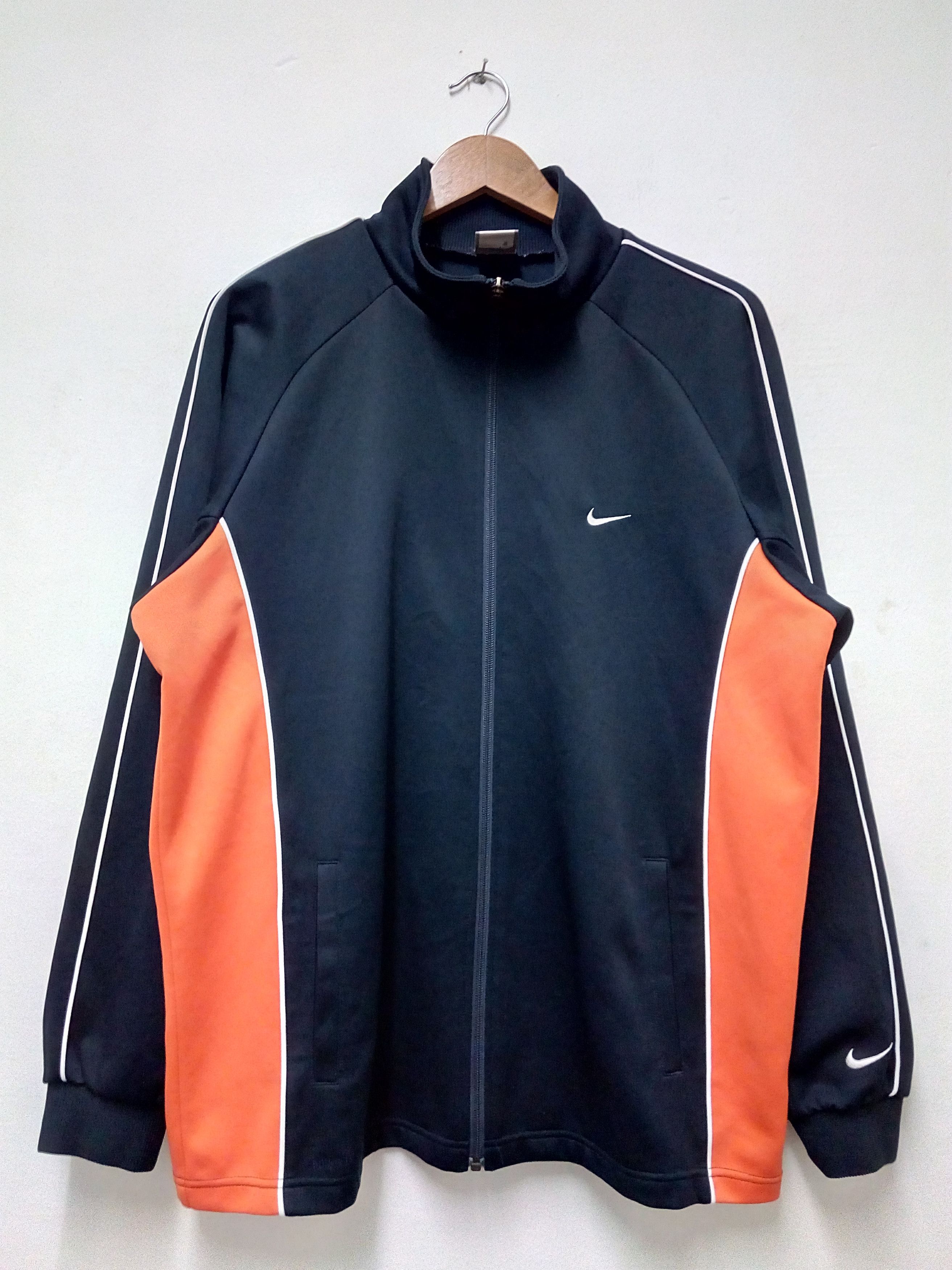 Nike VINTAGE NIKE TRAINING JACKET Size US XL / EU 56 / 4 - 1 Thumbnail