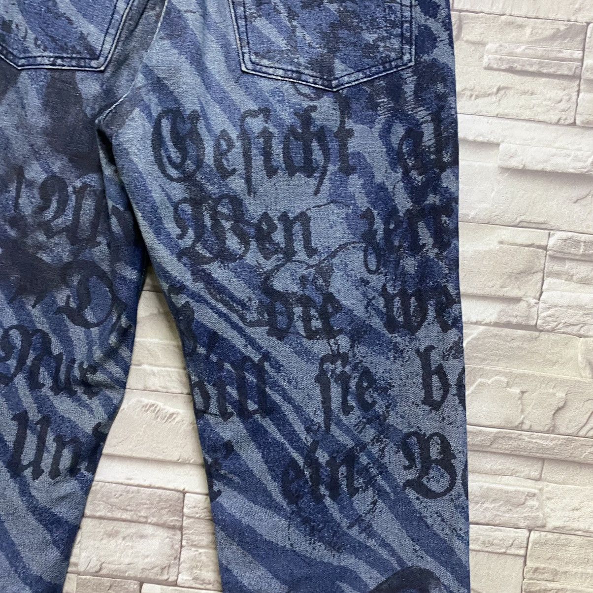 Yoshiyuki Konishi Yoshiyuki konishi All Over Printed Denim Jeans Size 26" / US 2 / IT 38 - 17 Thumbnail