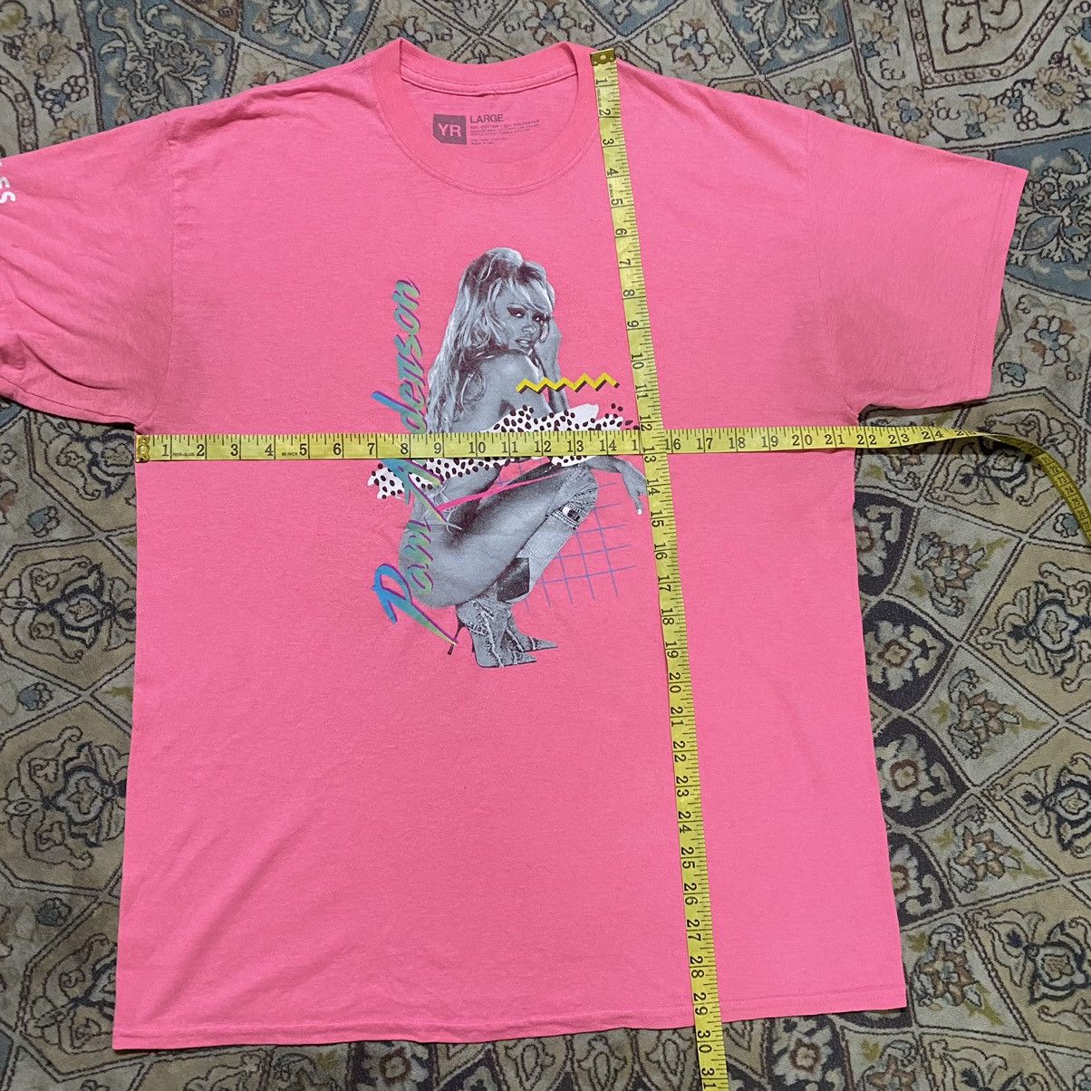 Vintage Vintage Pamela Anderson Naked Tee Size US L / EU 52-54 / 3 - 6 Thumbnail