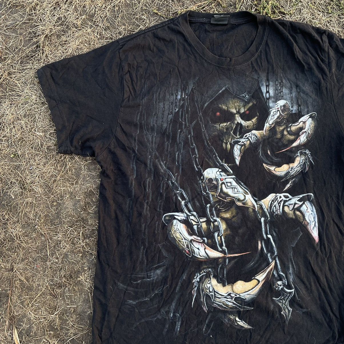 Vintage Vintage Y2K Graphic Tee Dark Horror Skulls Grunge Streetwear Size US M / EU 48-50 / 2 - 3 Thumbnail