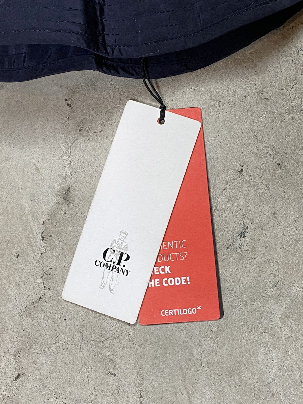 C.P. Company C.P. Company Stash Snap Pocket Bucket Hat Size ONE SIZE - 7 Thumbnail
