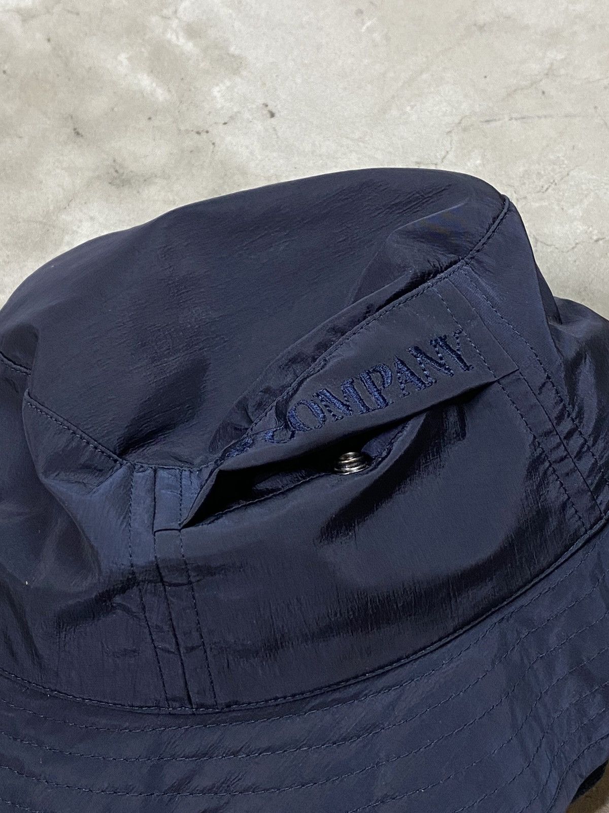C.P. Company C.P. Company Stash Snap Pocket Bucket Hat Size ONE SIZE - 5 Thumbnail