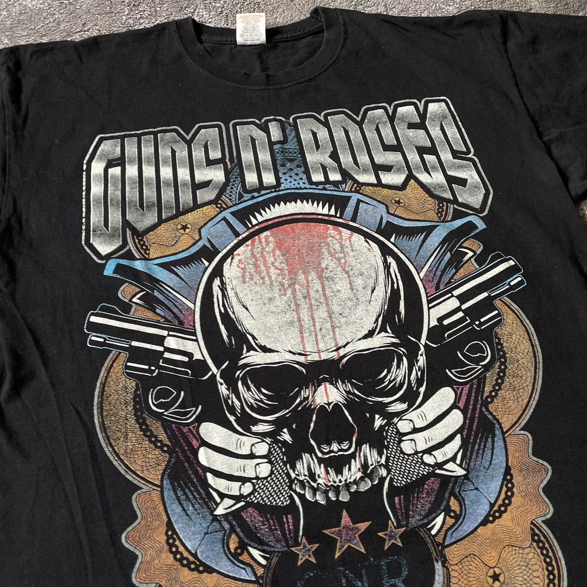 Vintage Vintage Y2K Guns N Roses Graphic Tee Grunge Band Tee Baggy L Size US L / EU 52-54 / 3 - 6 Thumbnail