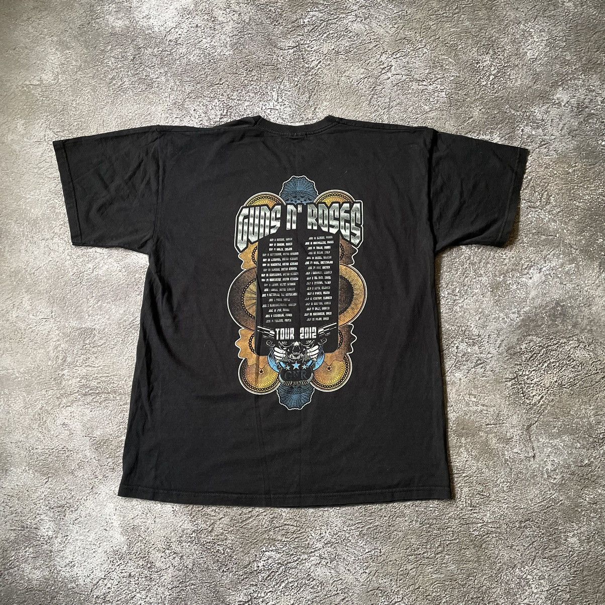 Vintage Vintage Y2K Guns N Roses Graphic Tee Grunge Band Tee Baggy L Size US L / EU 52-54 / 3 - 7 Thumbnail