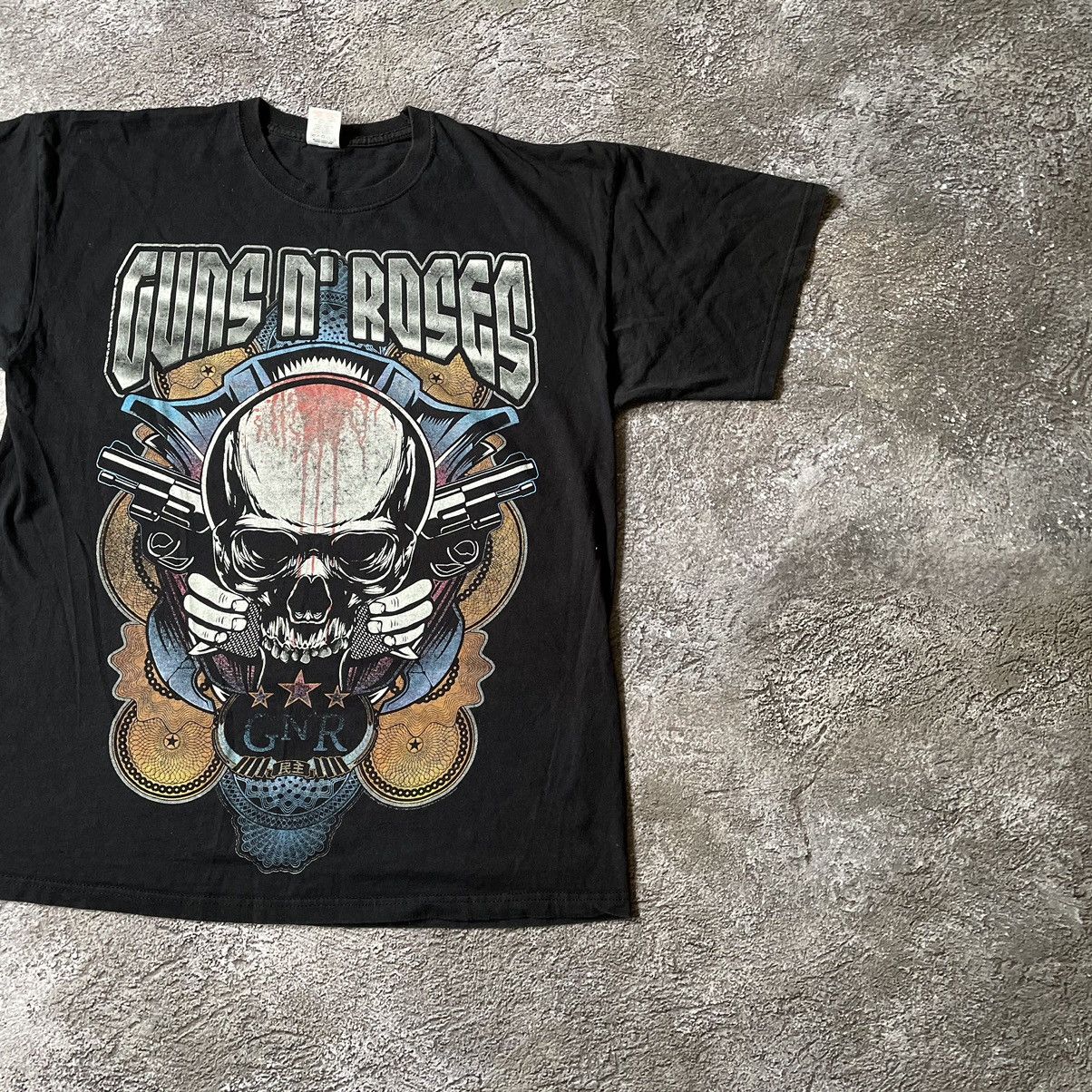 Vintage Vintage Y2K Guns N Roses Graphic Tee Grunge Band Tee Baggy L Size US L / EU 52-54 / 3 - 3 Thumbnail