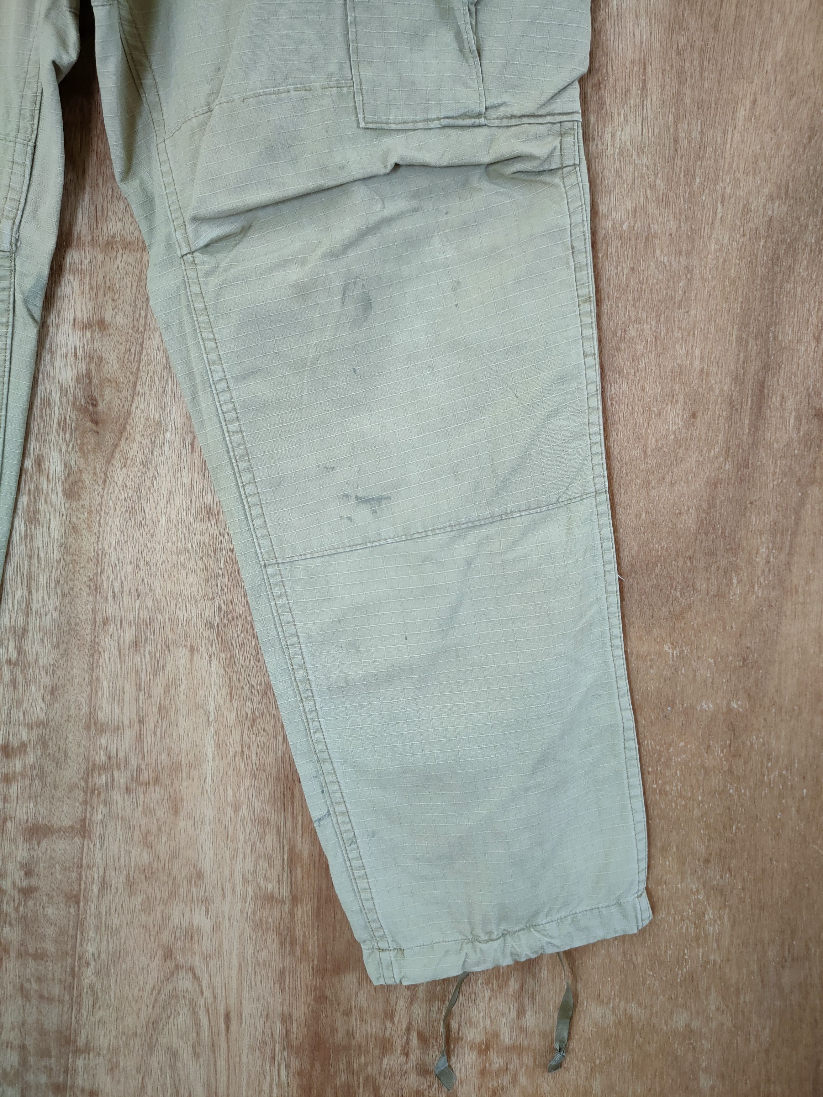 Vintage Vintage military multi pocket cargo pants #46-647 Size US 30 / EU 46 - 2 Thumbnail
