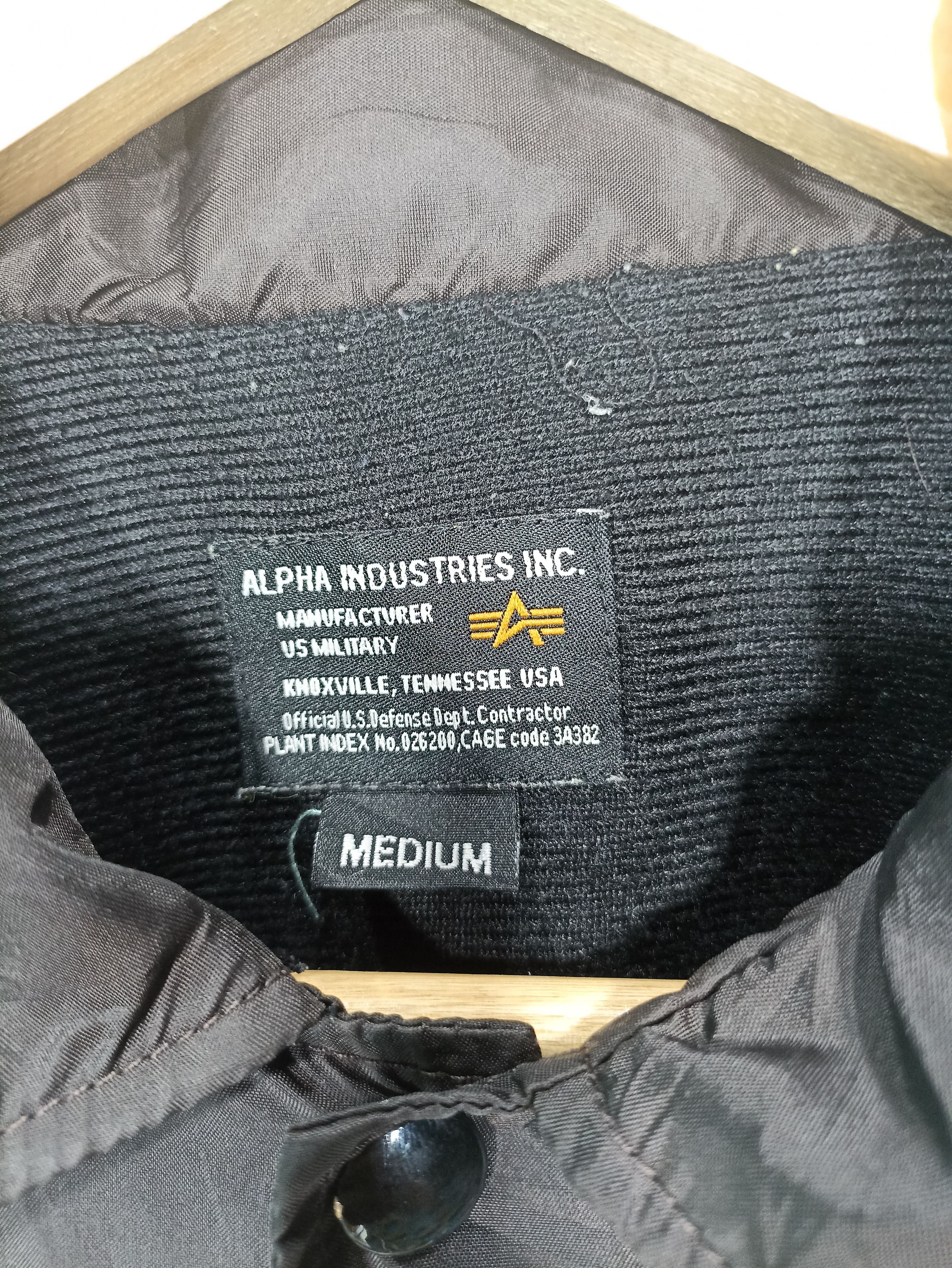 Alpha Industries × Vintage Alpha industries Nylon Coach Big Logo Size US M / EU 48-50 / 2 - 5 Thumbnail