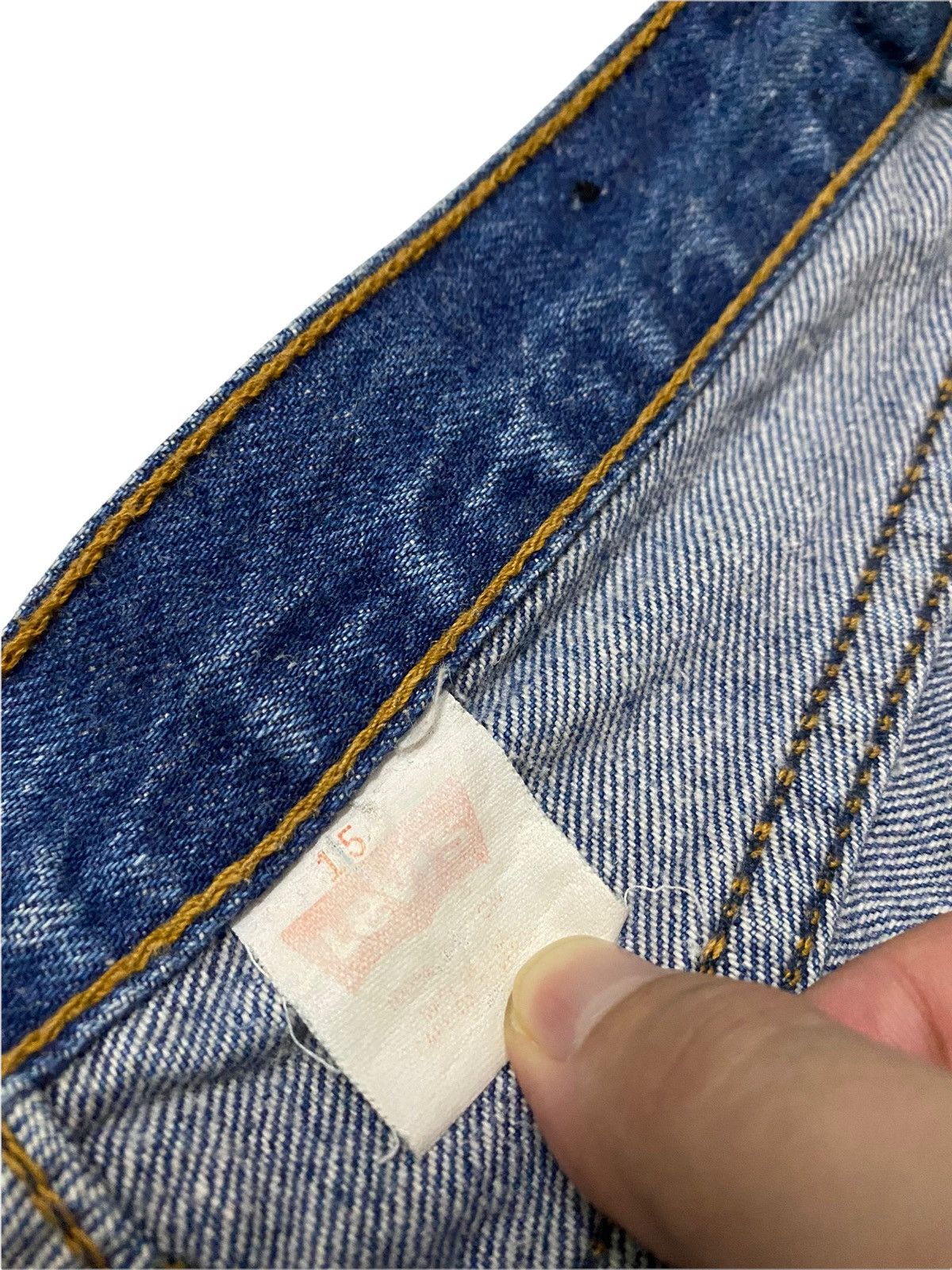 Levi's Vintage Levi’s Distressed Denim Made in USA Size US 30 / EU 46 - 10 Thumbnail