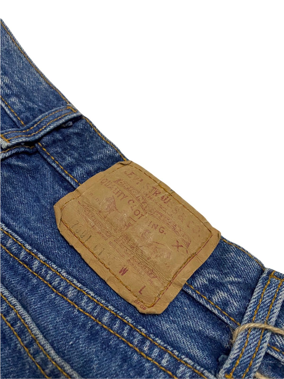 Levi's Vintage Levi’s Distressed Denim Made in USA Size US 30 / EU 46 - 15 Thumbnail