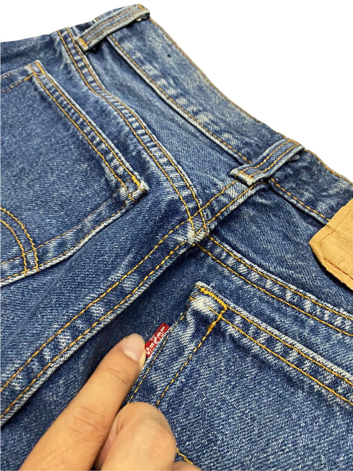 Levi's Vintage Levi’s Distressed Denim Made in USA Size US 30 / EU 46 - 16 Thumbnail