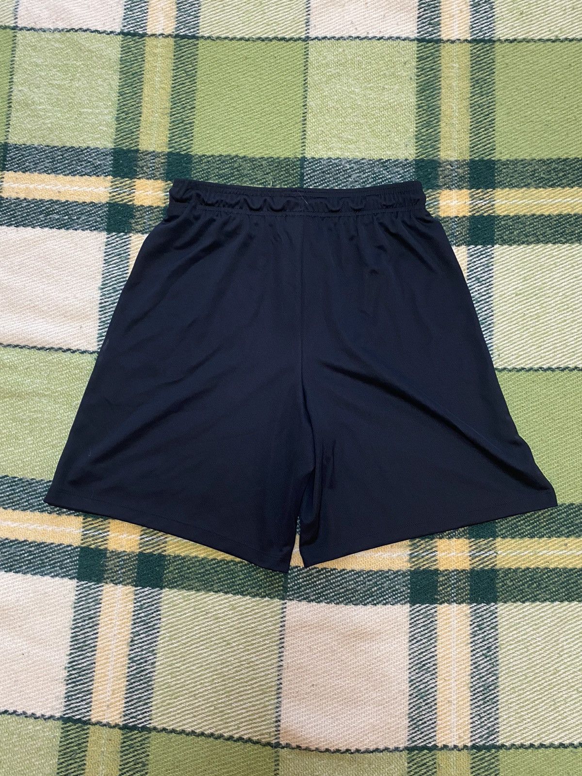 Nike Vintage Nike shorts streetwear swoosh casual y2k size S Size US 30 / EU 46 - 4 Thumbnail
