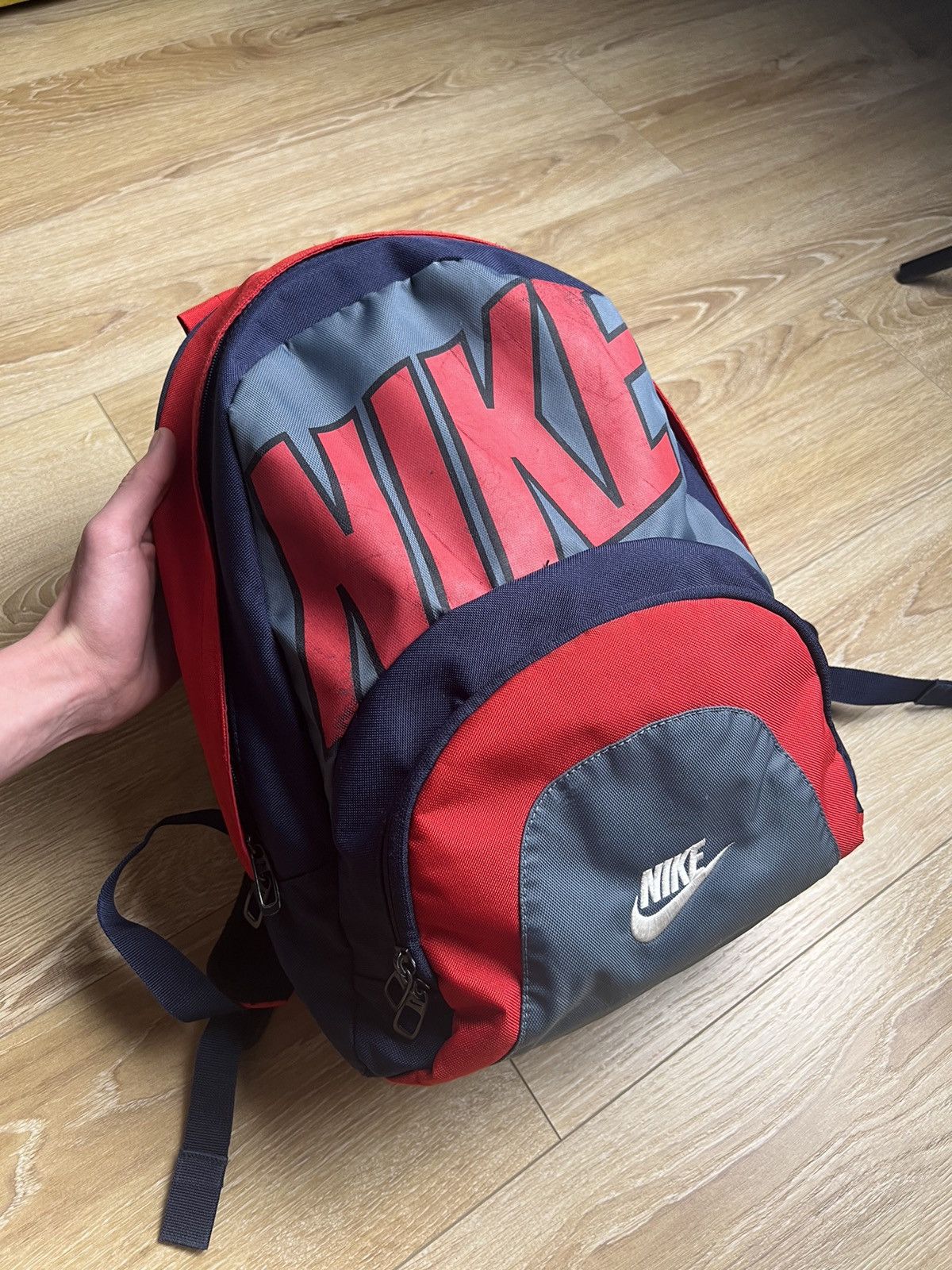 vintage backpack nike