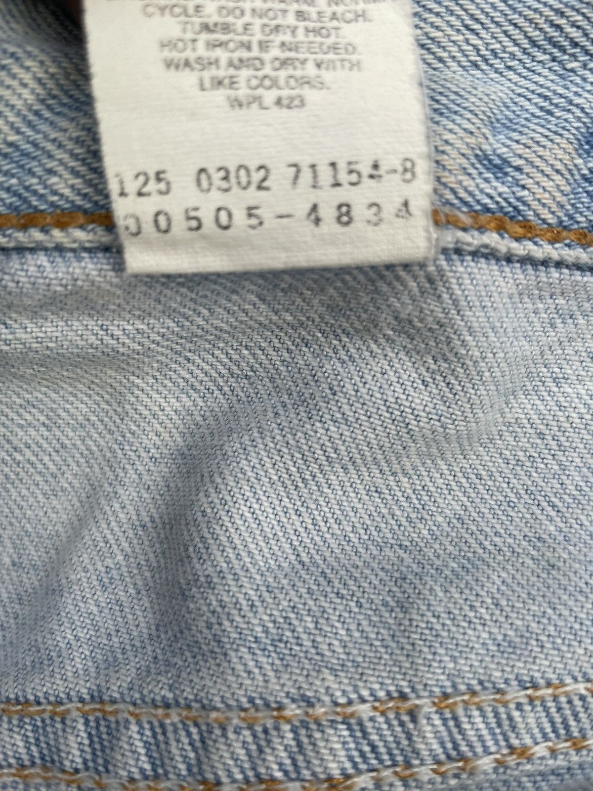 Levi's × Vintage Vintage 2002 Levis 505 e Faded Wash Denim Size US 36 / EU 52 - 16 Thumbnail