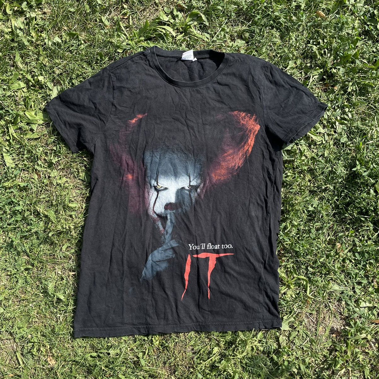 Vintage Vintage Y2K Graphic Tee Horror Dark Grunge Streetwear Boxy M Size US M / EU 48-50 / 2 - 1 Thumbnail