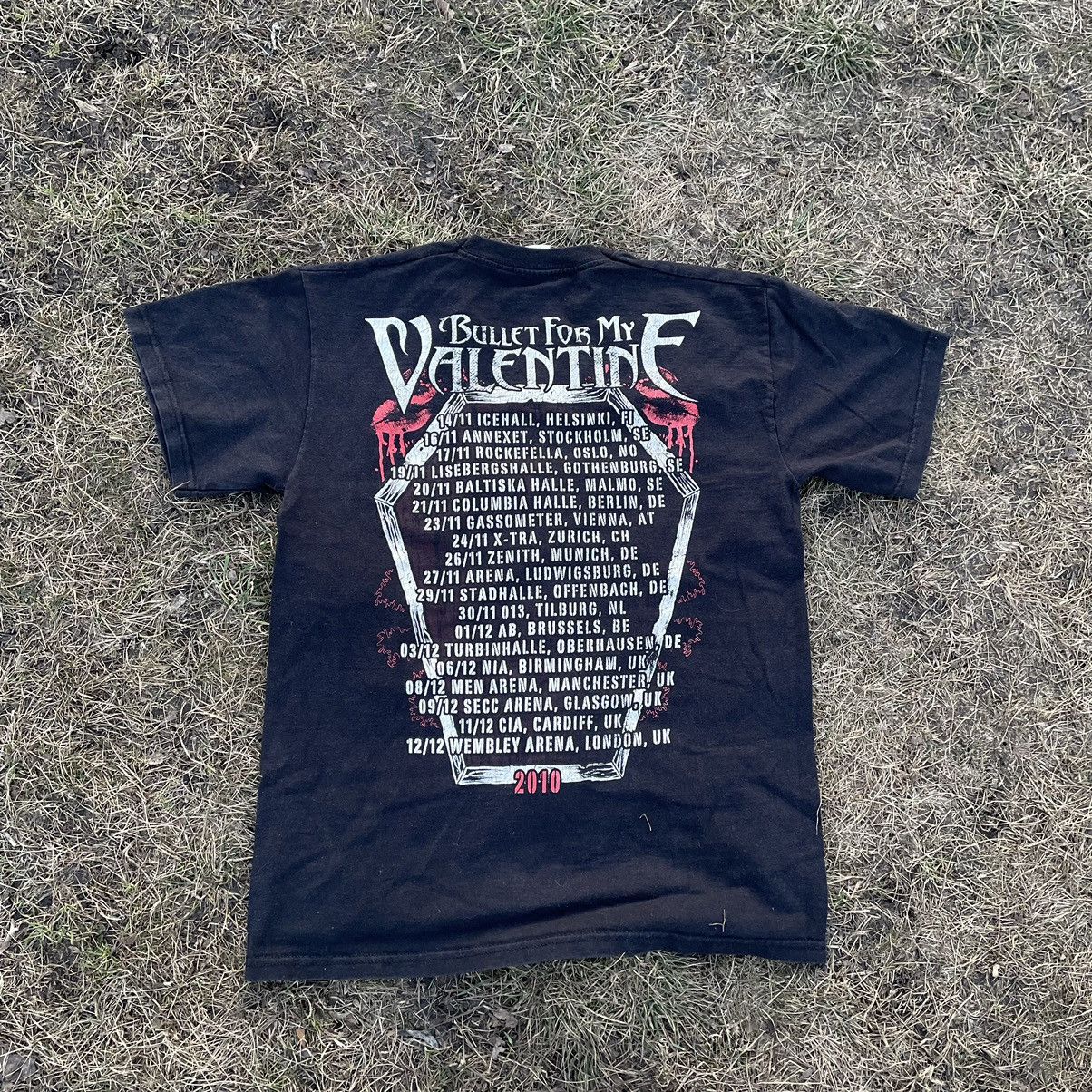 Vintage Vintage 90s Skull Coffin Graphic Tee Faded Black Punk Boxy M Size US M / EU 48-50 / 2 - 5 Thumbnail