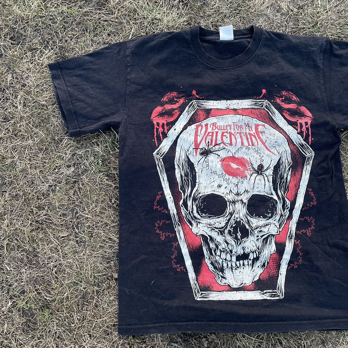 Vintage Vintage 90s Skull Coffin Graphic Tee Faded Black Punk Boxy M Size US M / EU 48-50 / 2 - 2 Thumbnail