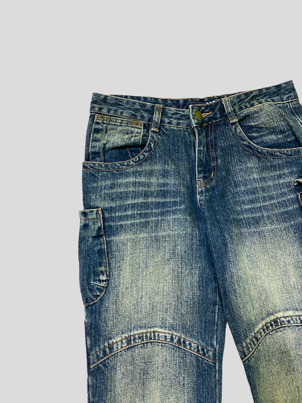 Japanese Brand Flared Cargo AFT JEANS 3d MultiPocket Boot Cut Denim Size US 26 / EU 42 - 3 Thumbnail