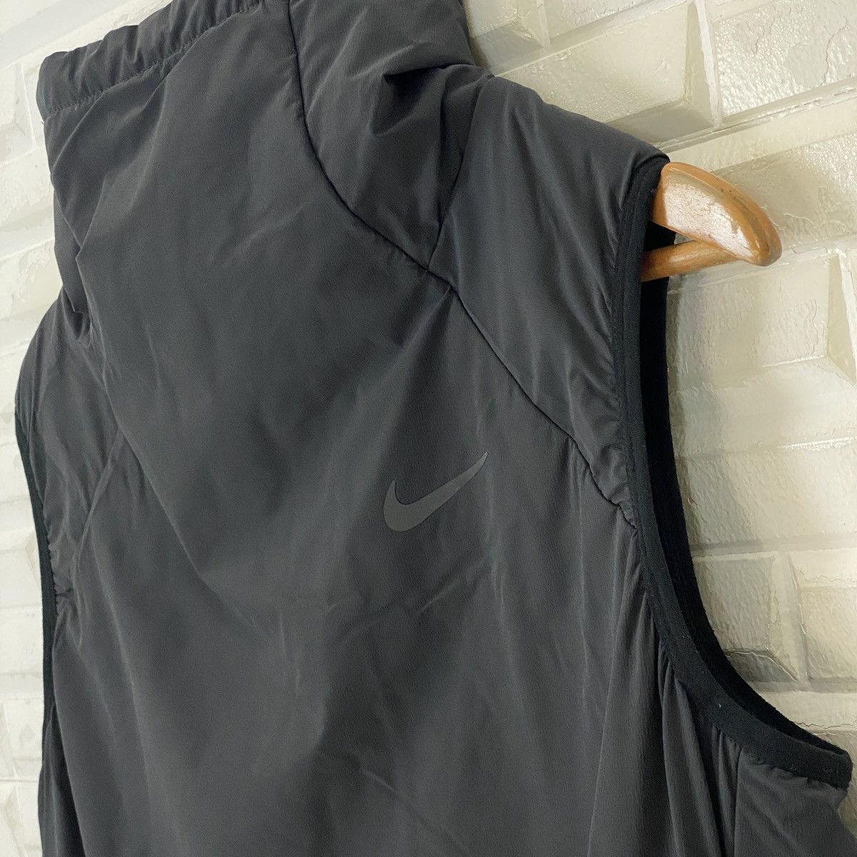 Nike Nike Aerolayer Stretchable Training Vest Size US L / EU 52-54 / 3 - 7 Thumbnail