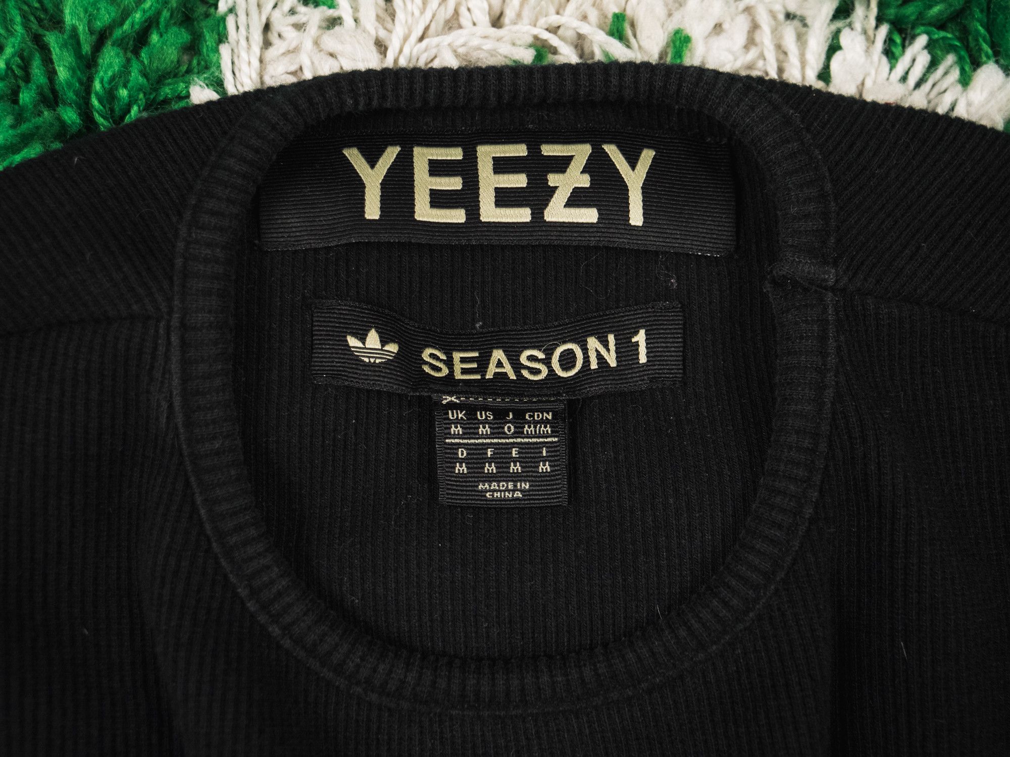 Yeezy YEEZY SEASON 1 WOMEN'S RIB CROP TOP KIM KARDASHIAN Size M / US 6-8 / IT 42-44 - 4 Thumbnail