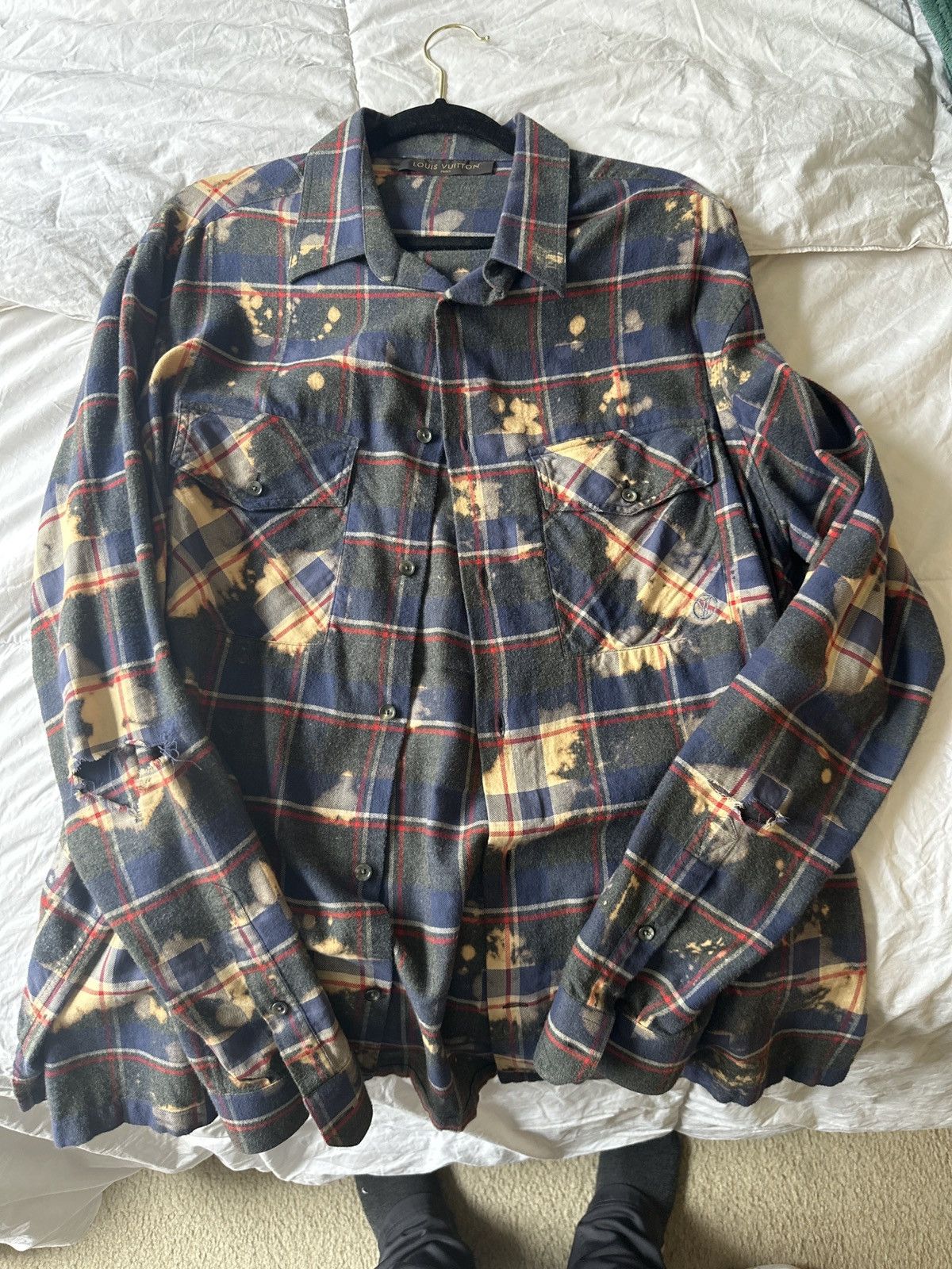 Louis vuitton bleached sweatshirt hotsell