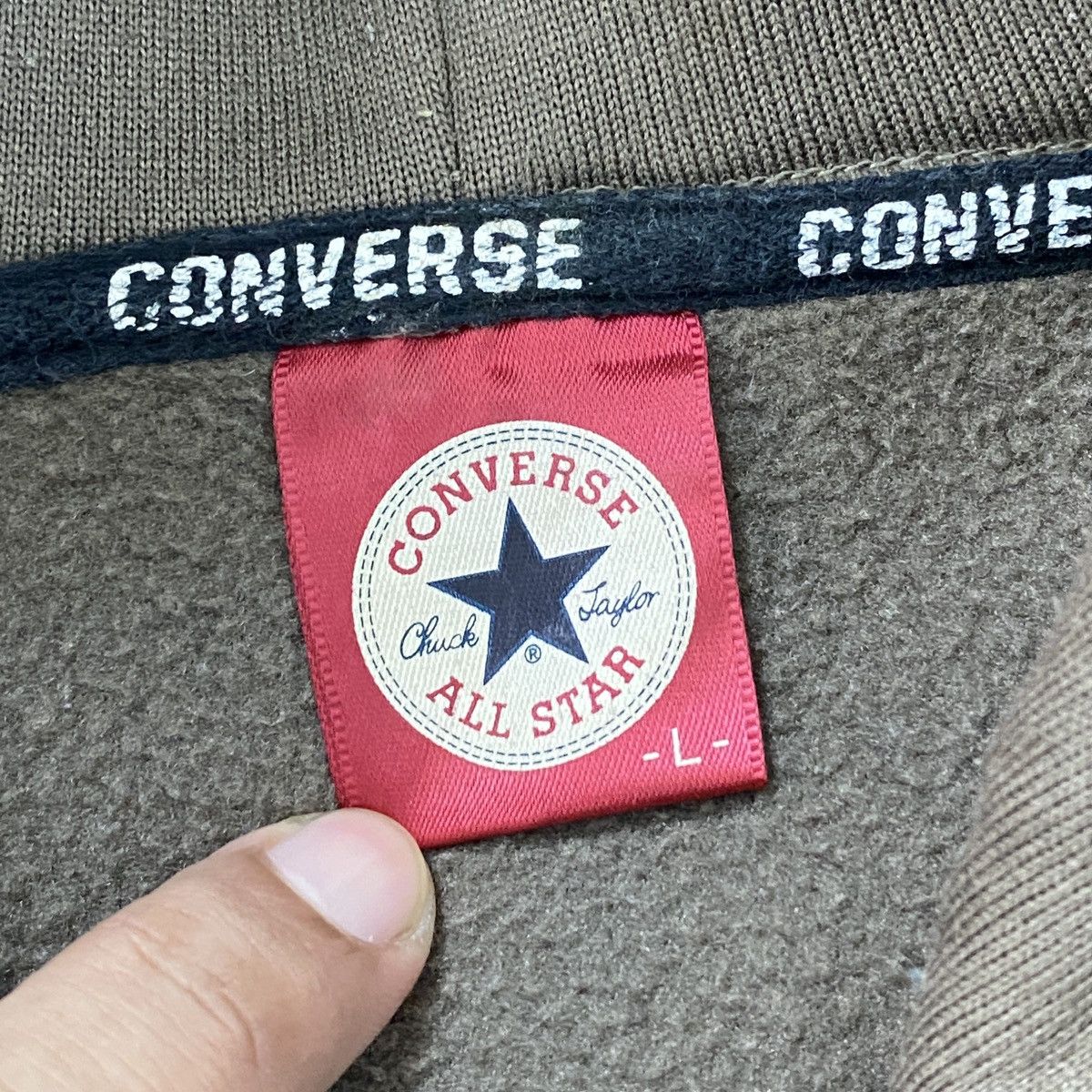 Converse 🔥LAST PRICE🔥 Converse Embroidered Sneakers Hoodie Size US L / EU 52-54 / 3 - 15 Thumbnail