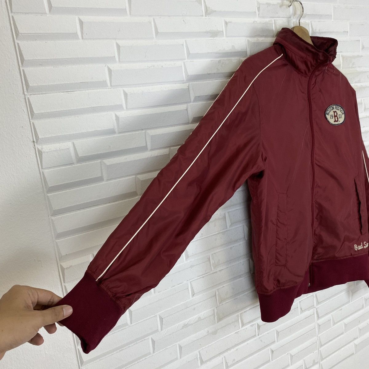 MLB × Uniqlo Boston Red Sox MLB Hooded Zipper Jacket Size US M / EU 48-50 / 2 - 9 Thumbnail