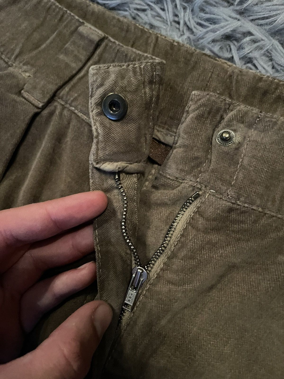 Brunello Cucinelli × Vintage Brunello Cucinelli vintage 00s velour olive pants Size 28" / US 6 / IT 42 - 3 Thumbnail