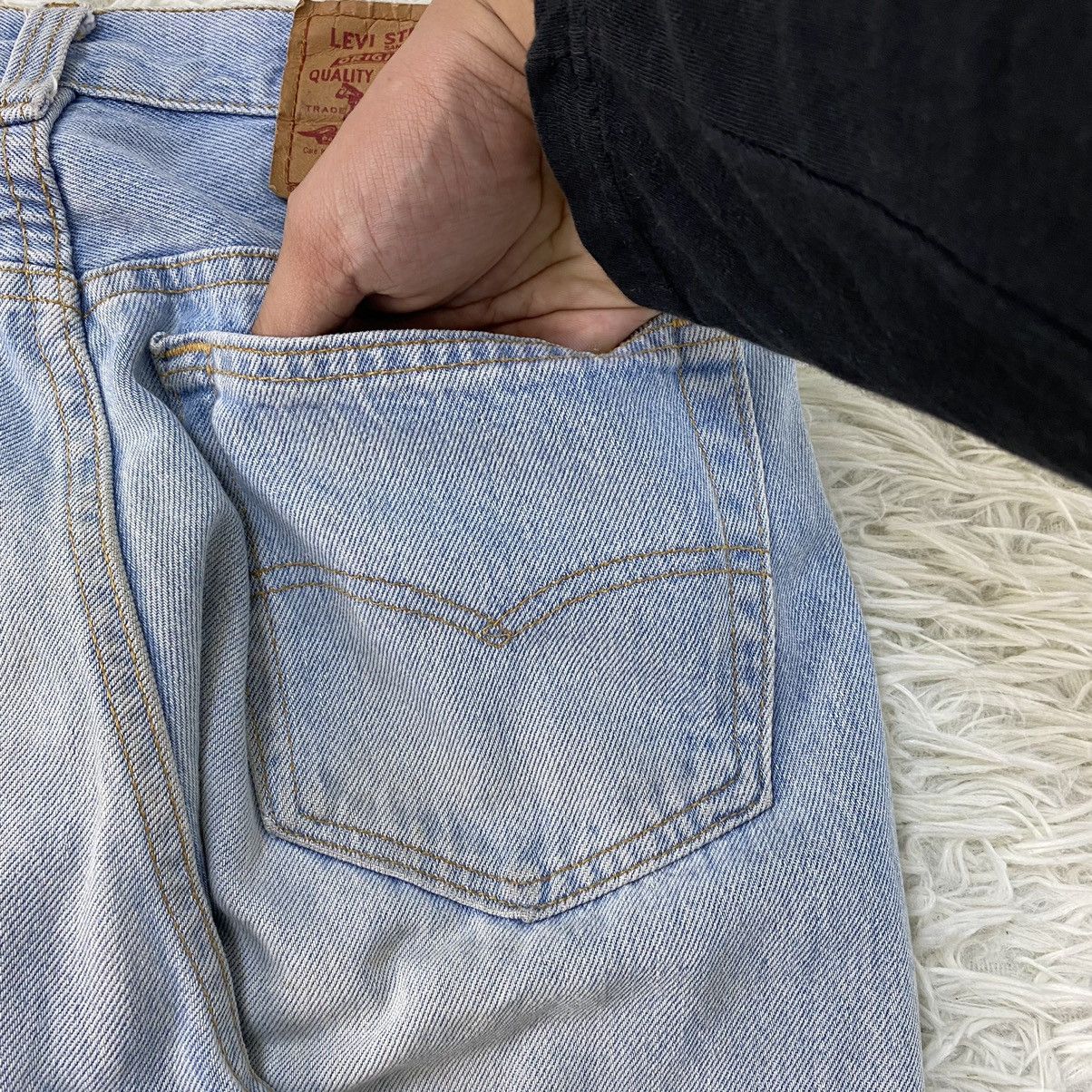 Levi's 🔥LAST PRICE🔥 Levi’s 501 Straight Cut Vintage Jeans Size US 33 - 12 Thumbnail