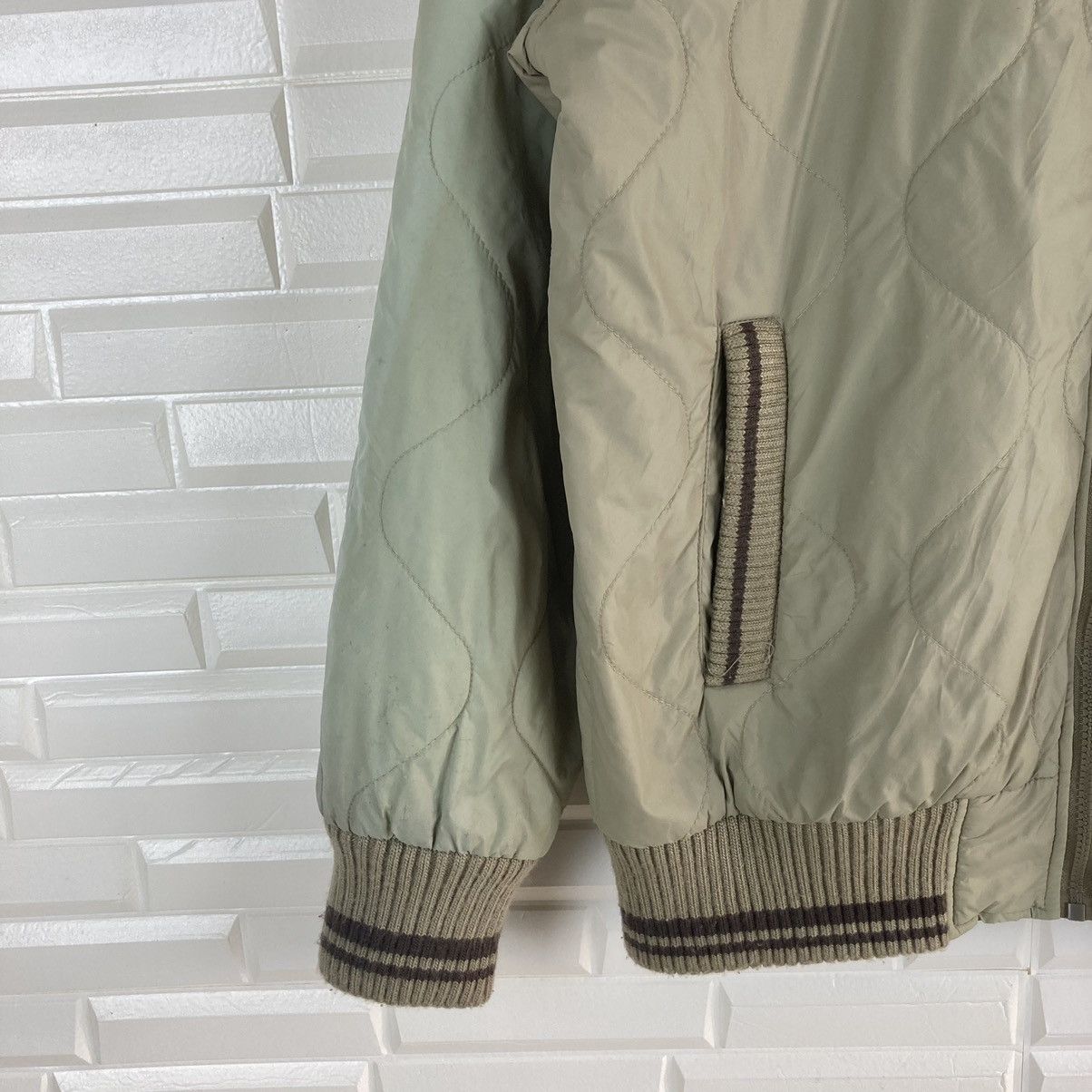 Woolrich Woolen Mills Woolrich Quilted Bomber Jacket Size US L / EU 52-54 / 3 - 3 Thumbnail