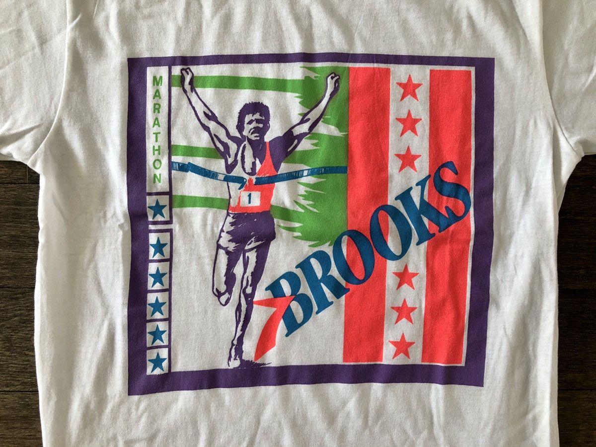 Brooks × Vintage Brooks Sports Marathon Vintage T-Shirt Size US S / EU 44-46 / 1 - 2 Thumbnail