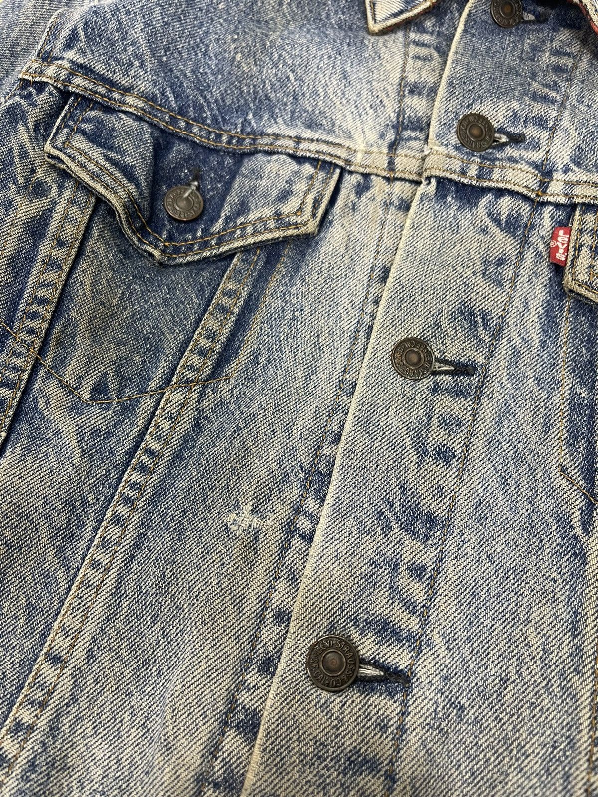 Levi's Vintage Clothing 80s LEVIS 71411 0816 TRUCKER BLANKET DENIM Size US M / EU 48-50 / 2 - 11 Thumbnail