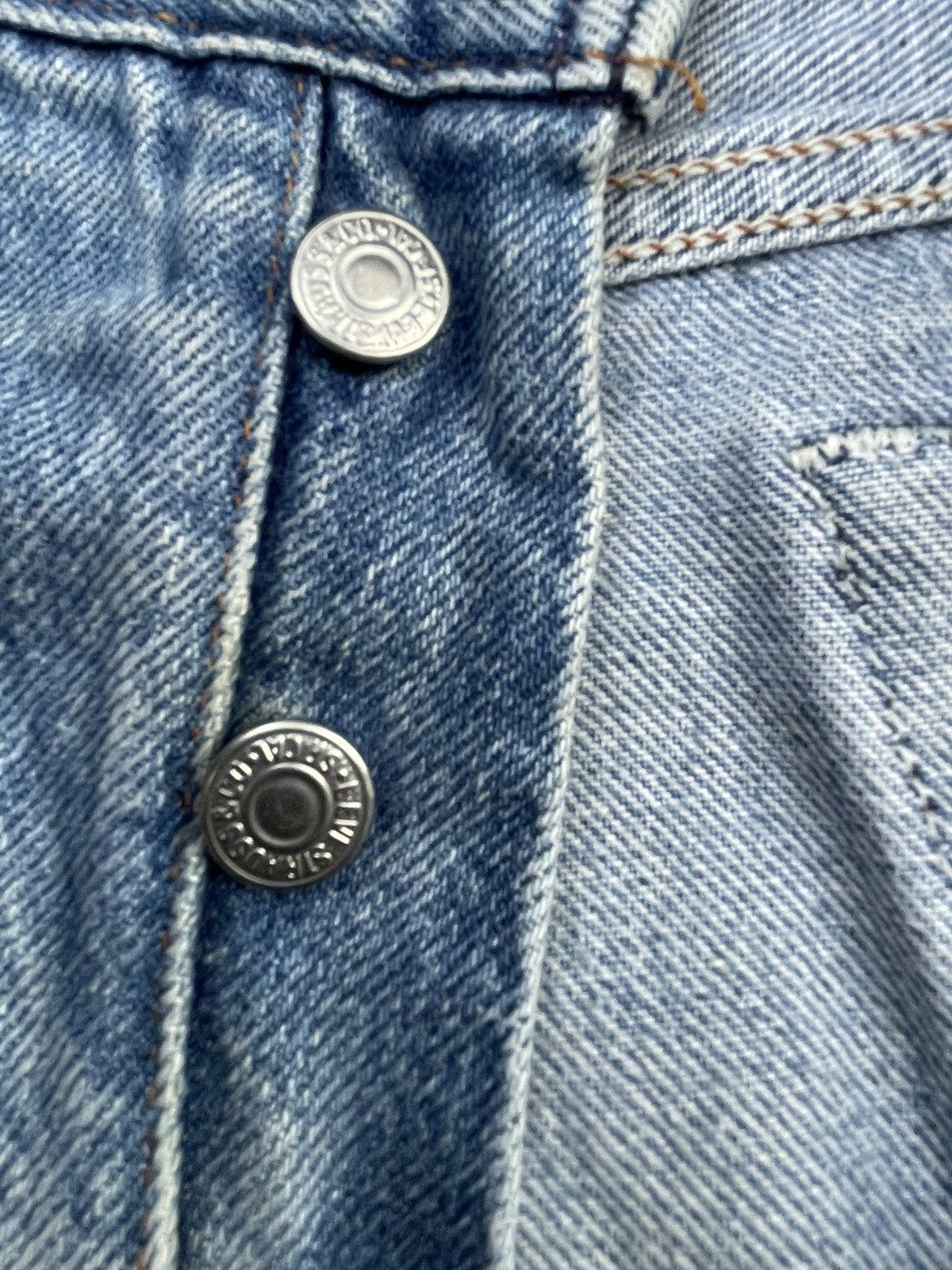 Levi's × Vintage Vintage 1993 Levis 501XX e Faded Denim Size US 31 - 19 Thumbnail