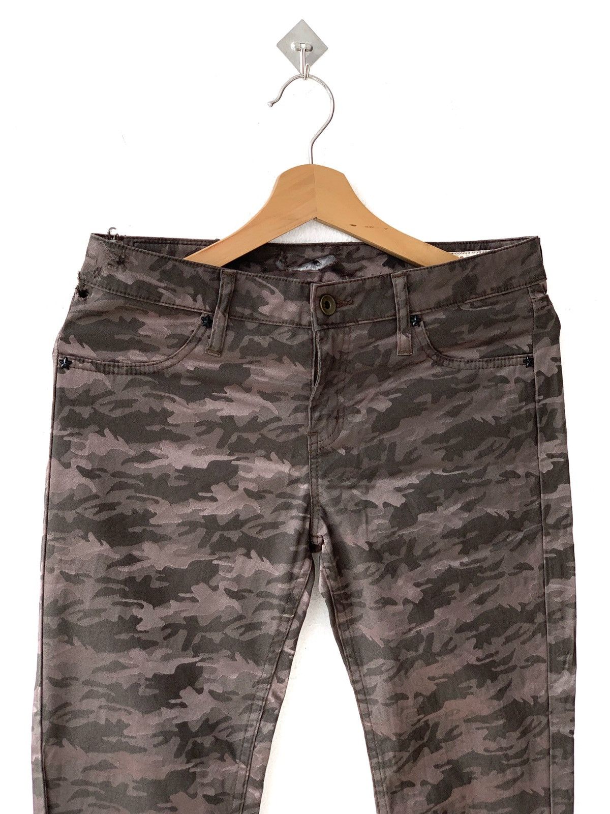 Japanese Brand Betty Smith Camouflaged Slim Pants Size US 31 - 3 Thumbnail