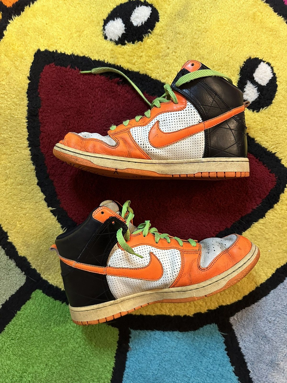 Vintage Nike Dunk High Premium 2009 Sail/Total Orange Black Size US 11 / EU 44 - 2 Thumbnail