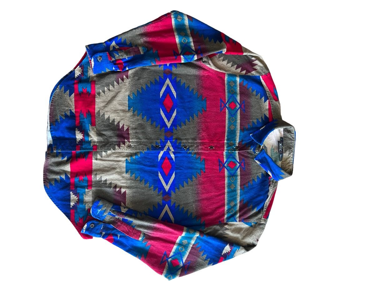 Vintage × Woolrich Woolen Mills Vintage Navajo Pattern Woolrich Button Up Shirt Made In USA Size US XL / EU 56 / 4 - 5 Thumbnail