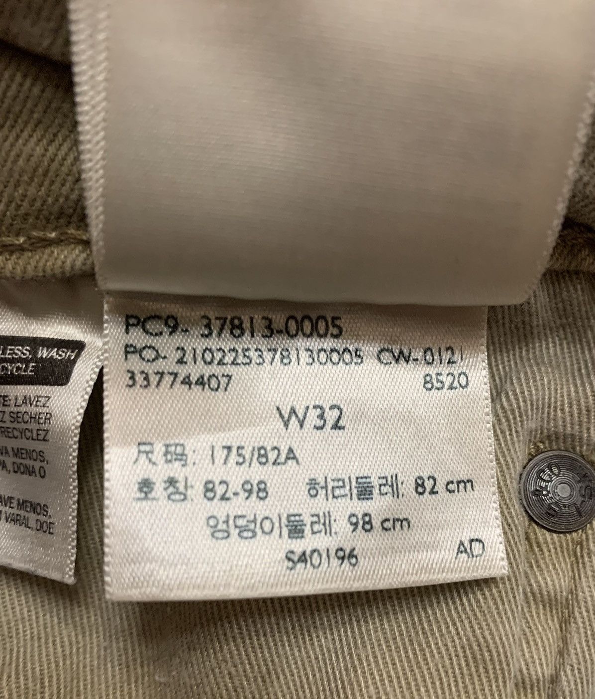 Levi's Levi's Cargo Shorts Size US 32 / EU 48 - 18 Thumbnail