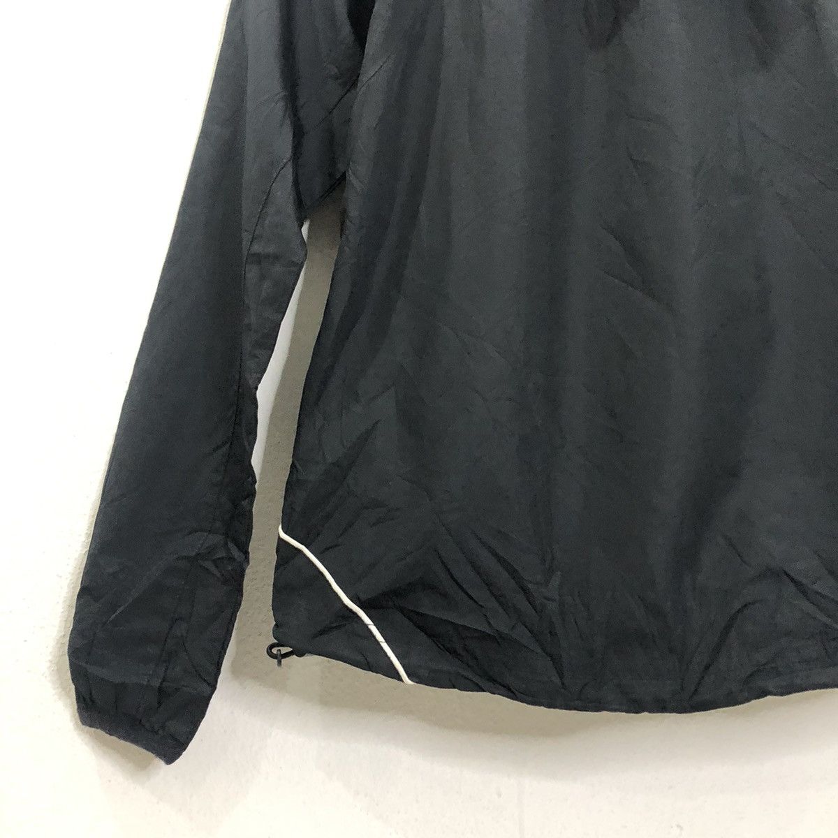 Vintage Vintage Nike Embroidery Small Logo Windbreaker Jacket Size S / US 4 / IT 40 - 8 Thumbnail
