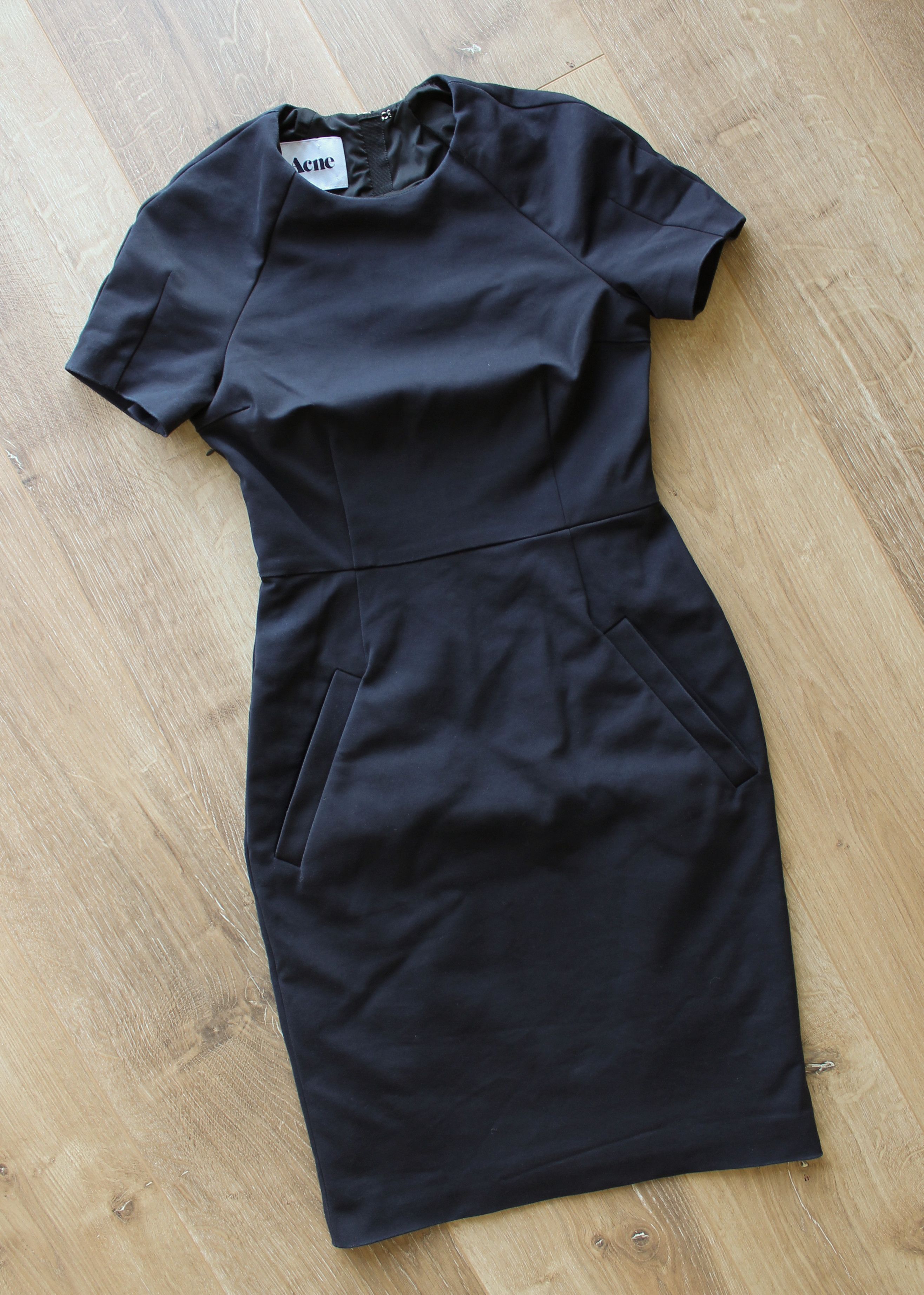 Acne Studios Acne Studios lucille dress Size XS / US 0-2 / IT 36-38 - 1 Thumbnail