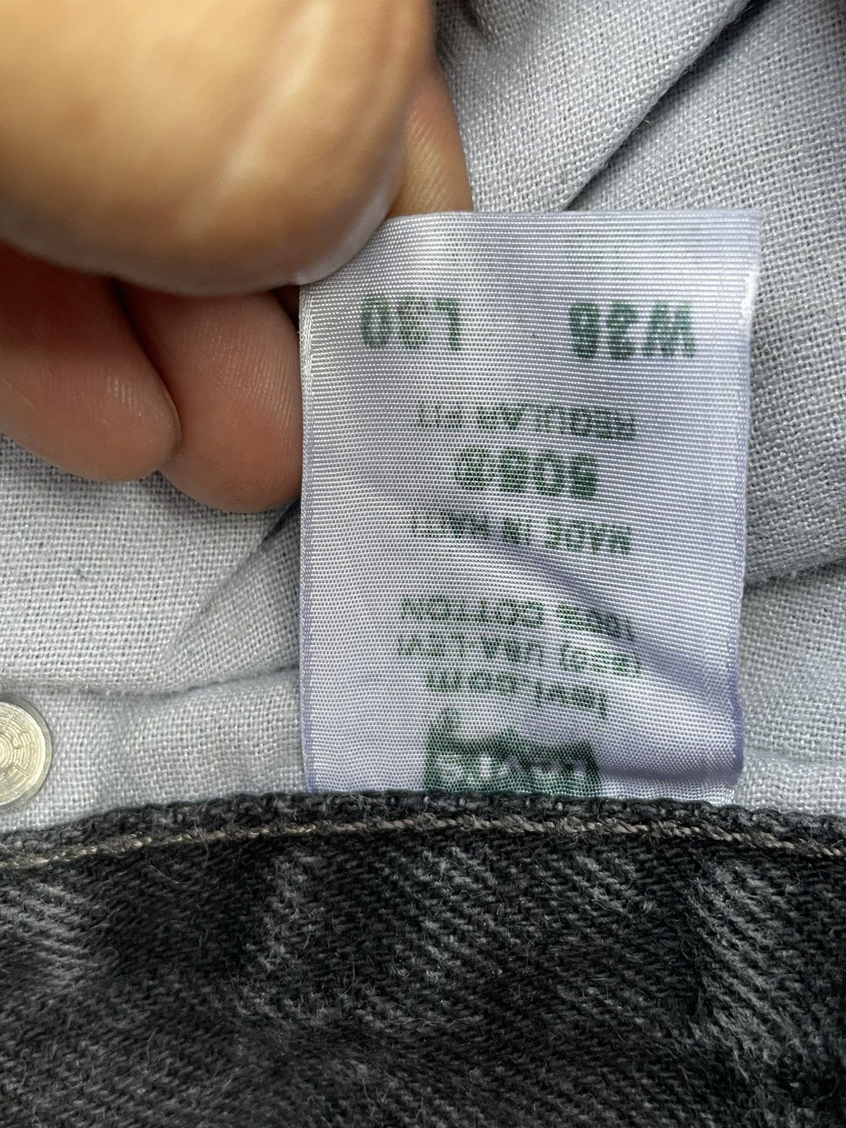 Levi's × Vintage Vintage 2007 Levis 505 e Black Size US 36 / EU 52 - 12 Thumbnail