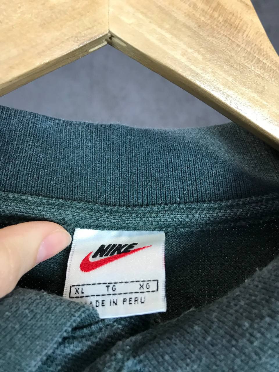 Nike × Vintage Nike swoosh streetwear vintage center logo polo tee Size US XL / EU 56 / 4 - 3 Thumbnail