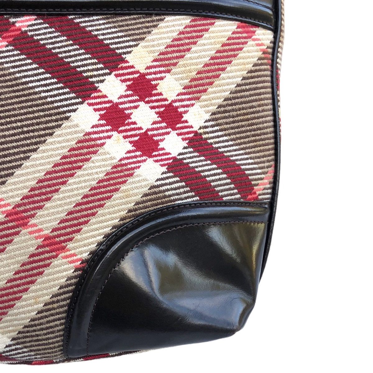 Burberry Authentic Burberry Blue Label Red Checked Shoulder Bag Size ONE SIZE - 11 Thumbnail
