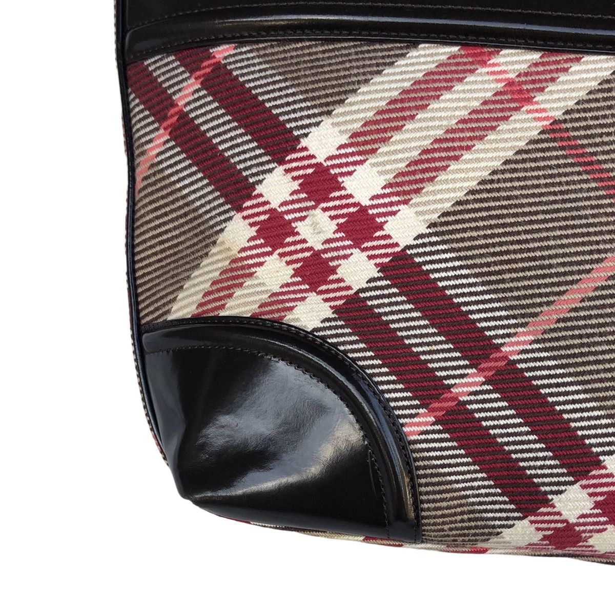 Burberry Authentic Burberry Blue Label Red Checked Shoulder Bag Size ONE SIZE - 7 Thumbnail