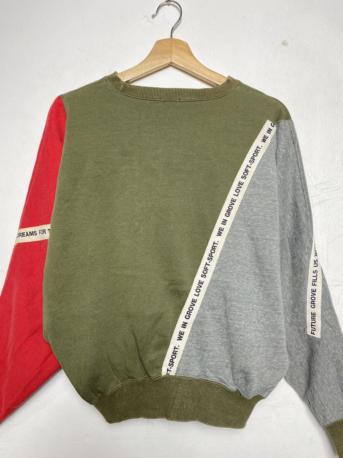 Japanese Brand Vintage Grove Crewneck Size US S / EU 44-46 / 1 - 4 Thumbnail