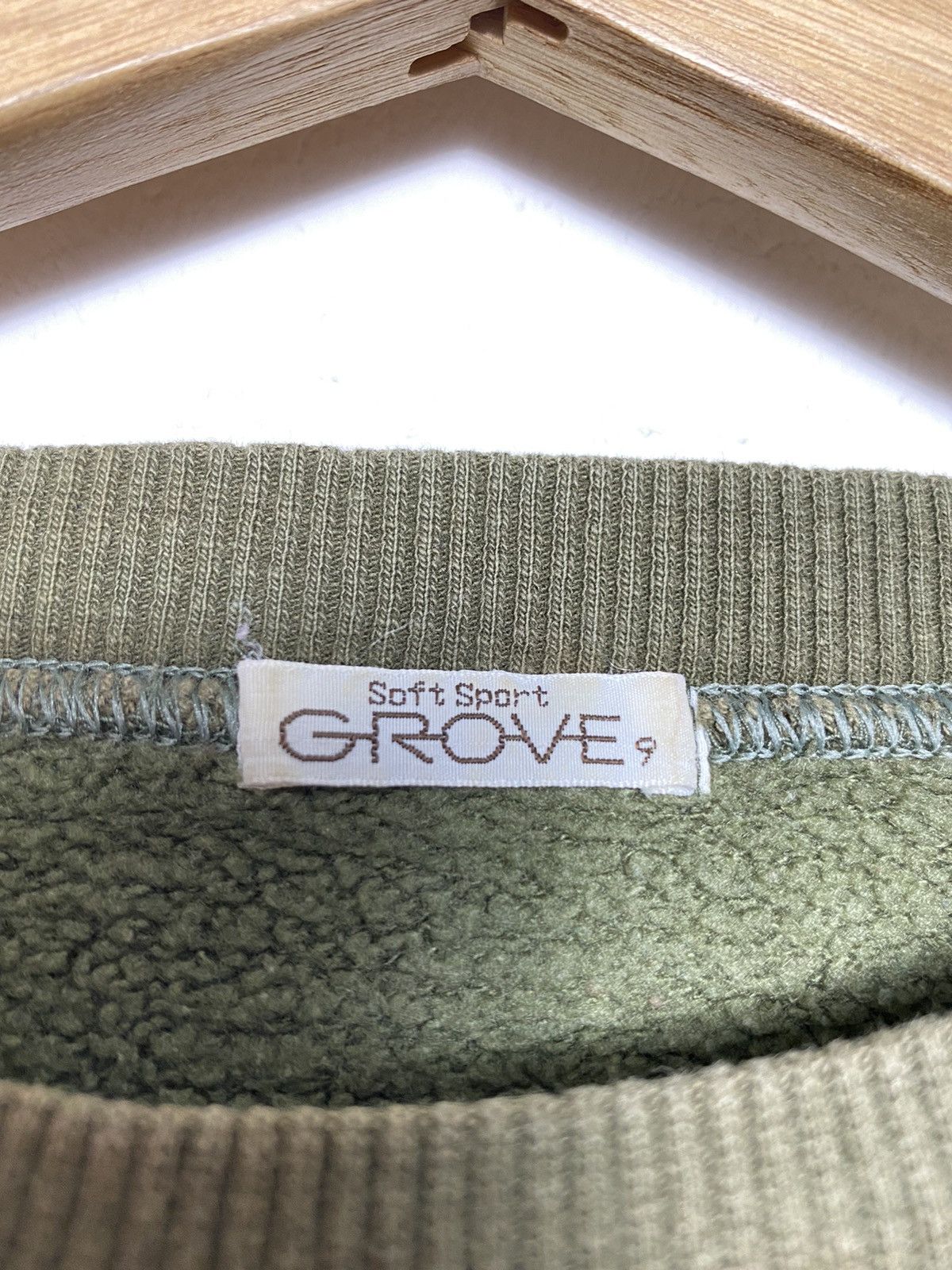 Japanese Brand Vintage Grove Crewneck Size US S / EU 44-46 / 1 - 5 Thumbnail