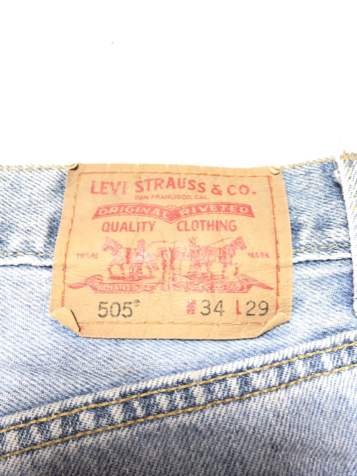 Levi's Vintage Clothing × Vintage VINTAGE LEVIS 505 REGULAR FIT BLUE WASH DENIM Size US 33 - 3 Thumbnail