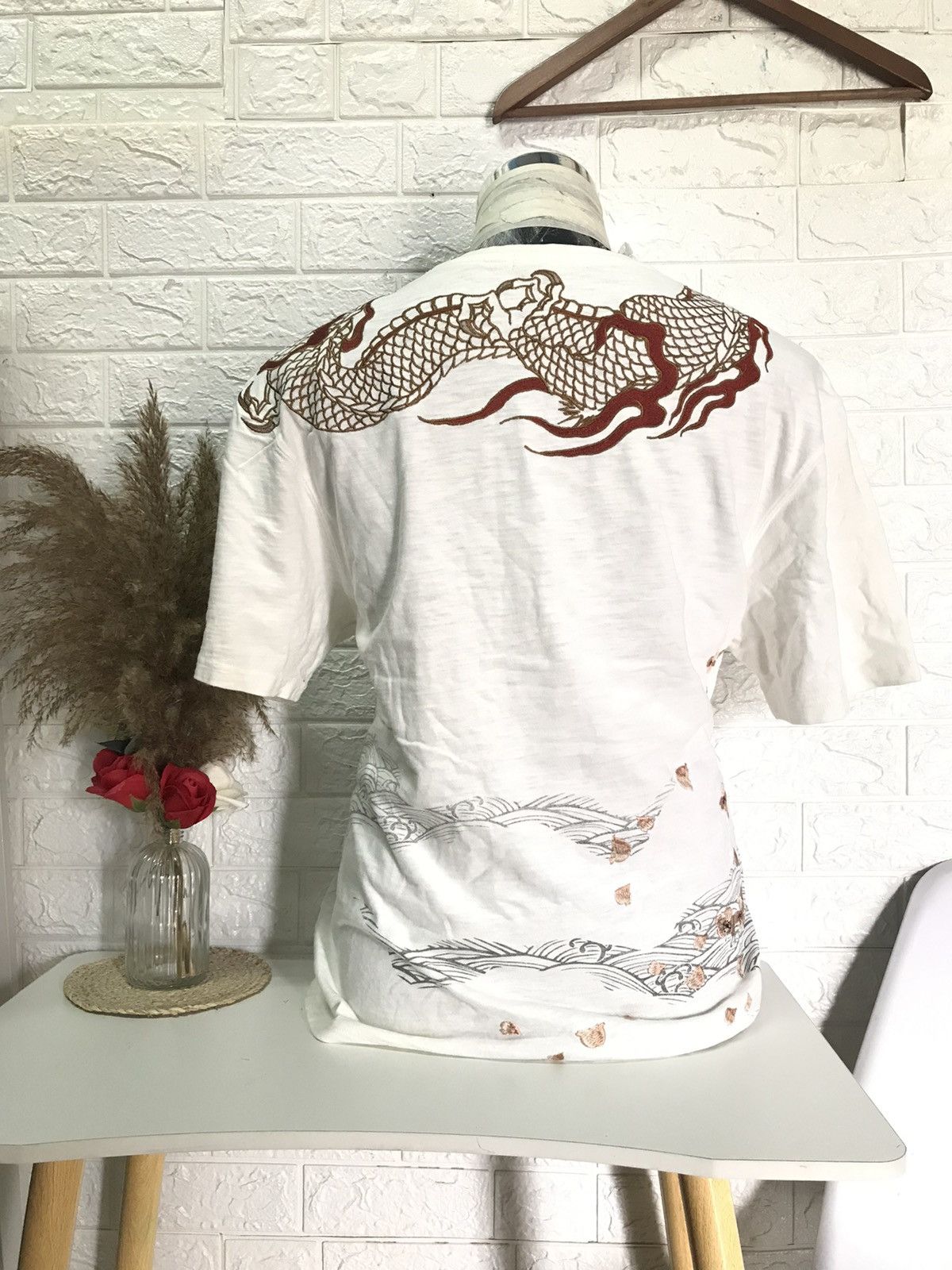 Japanese Brand × Vintage VINTAGE SUKAJAN EMBROIDERY DRAGON 🐉 & SAKURA TSHIRT Size US XL / EU 56 / 4 - 2 Thumbnail